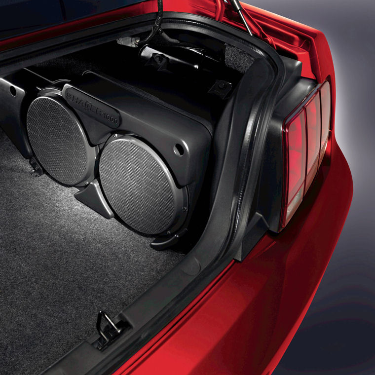 2005 Ford Mustang GT Trunk Picture / Pic / Image